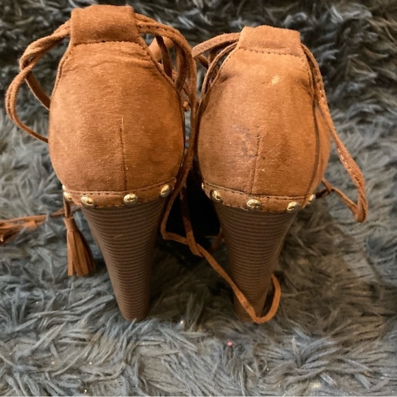 Ladies Just Fab Brown Cut out Wrap Around Studded Wedge - Picture 6 of 7